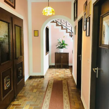 Holmes Cafe & * Engelhartszell